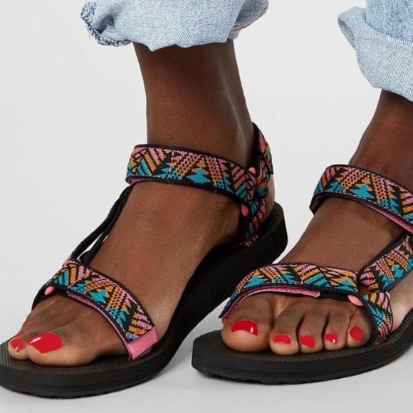 teva original universal boomerang